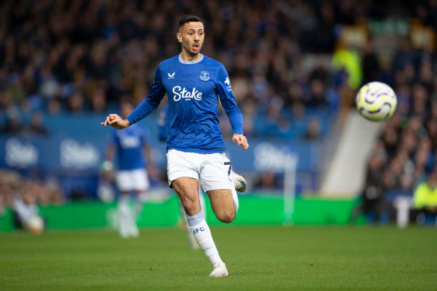 级前锋的两 级前锋的两