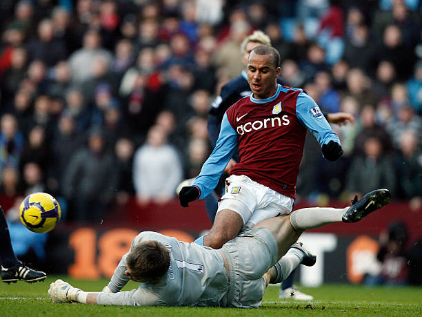 赛季中以稳 赛季中以稳